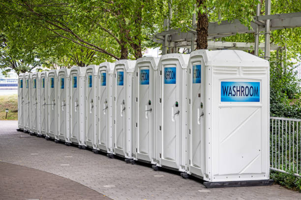 Best Portable bathroom rental  in Town And Country, WA